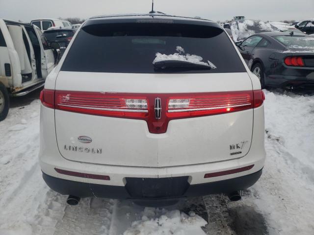 38862684-2010-lincoln-mkt_6