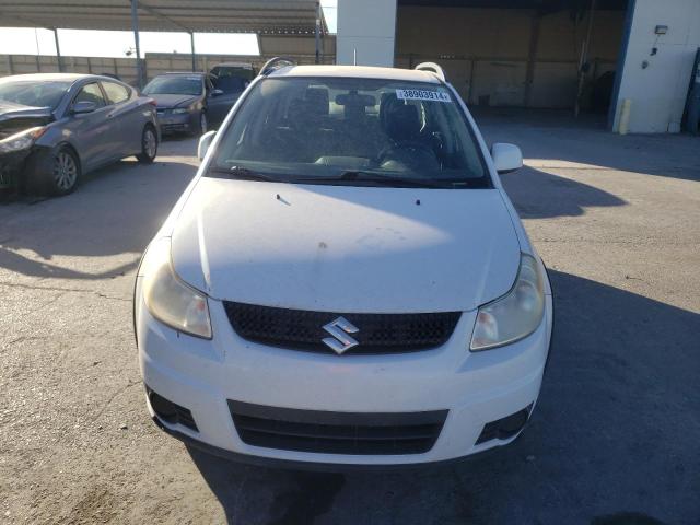 38903914-2012-suzuki-sx4_5