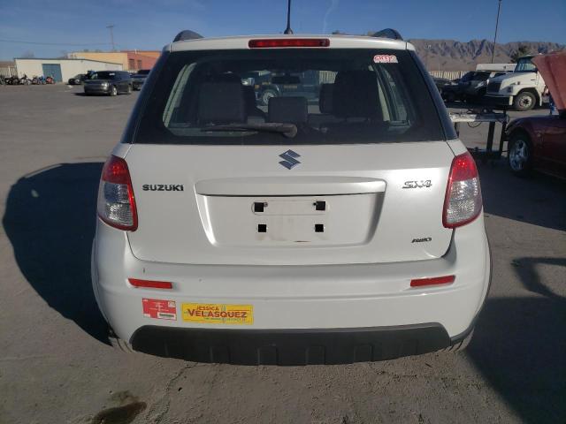 38903914-2012-suzuki-sx4_6