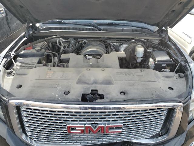 38941804-2015-gmc-yukon_11