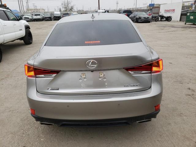 38946834-2018-lexus-is_6