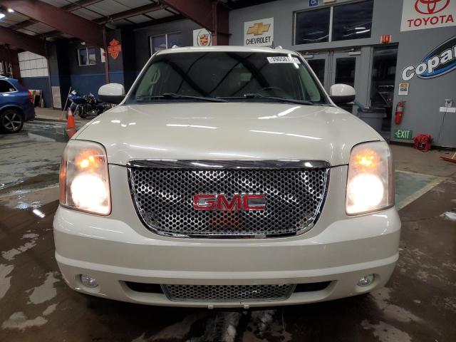 39058174-2012-gmc-yukon_5