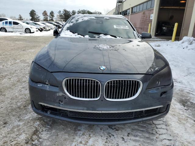 39061444-2012-bmw-7-series_5