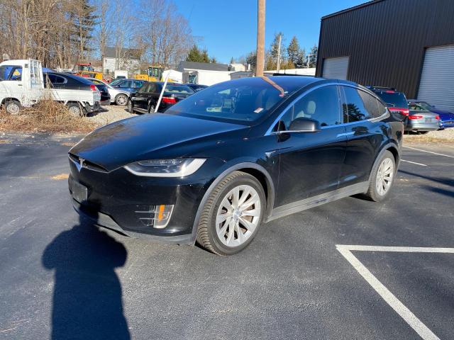 39134814-2017-tesla-model-x_2