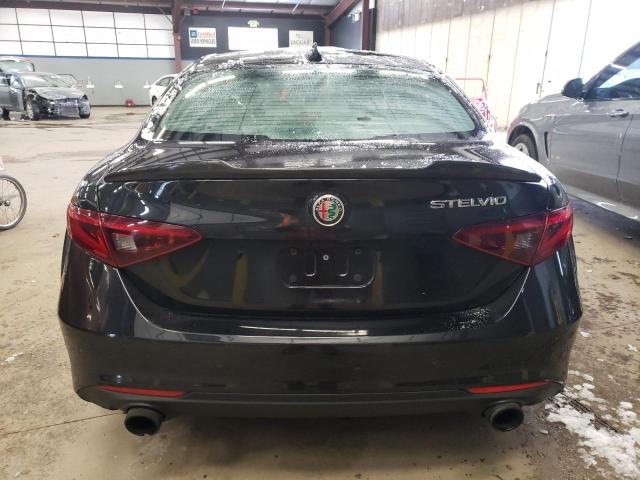 39137164-2017-alfa-romeo-giulia_6