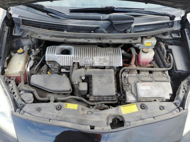 39155214-2010-toyota-prius_11