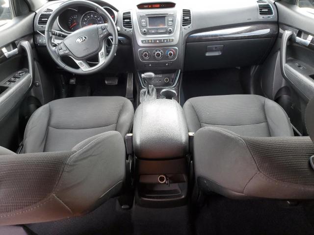 39222164-2015-kia-sorento_8