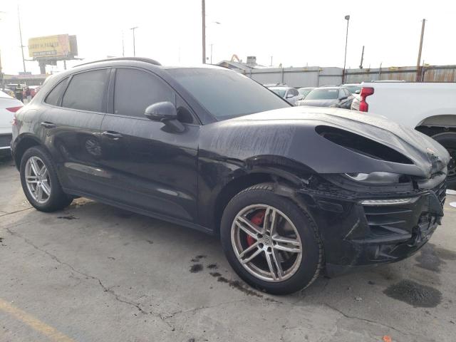 39314934-2015-porsche-macan_4