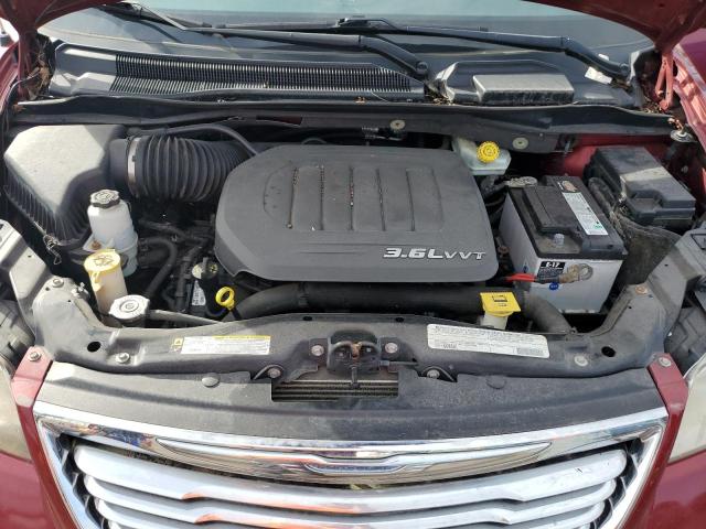 39353704-2012-chrysler-minivan_12