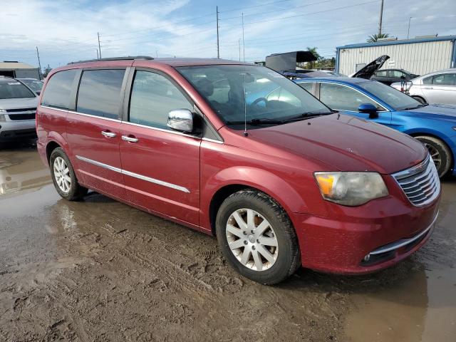 39353704-2012-chrysler-minivan_4