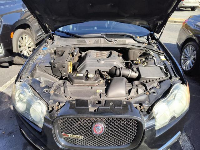 39505874-2010-jaguar-xf_7