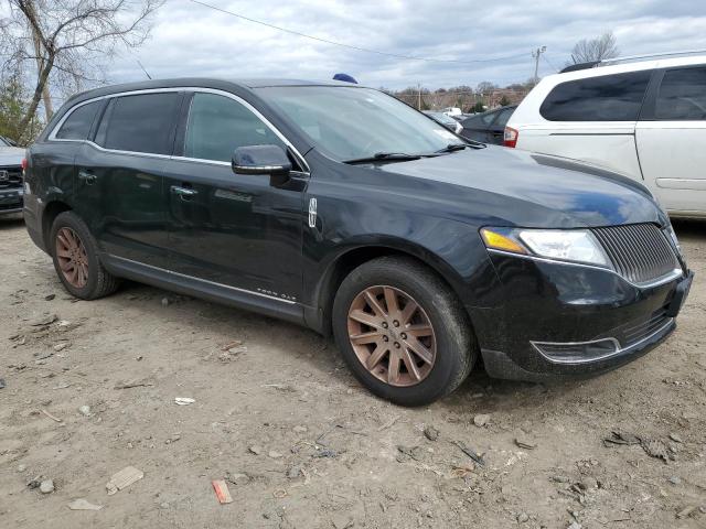 47453314-2014-lincoln-mkt_4