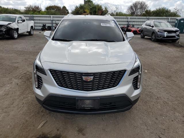 47627193-2021-cadillac-xt4_5