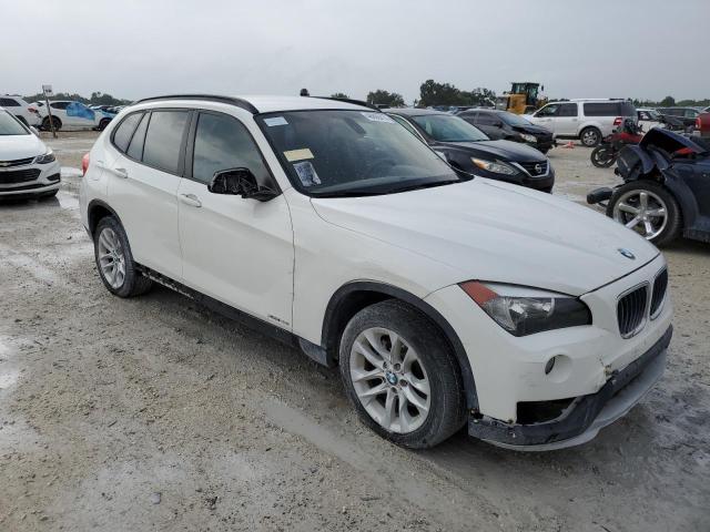 48896414-2015-bmw-x1_4