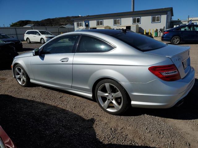 51080744-2014-mercedes-benz-c-class_2