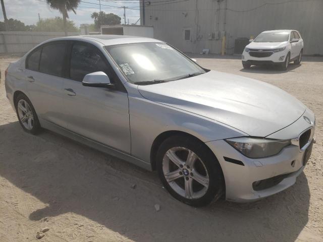 52779364-2014-bmw-3-series_4