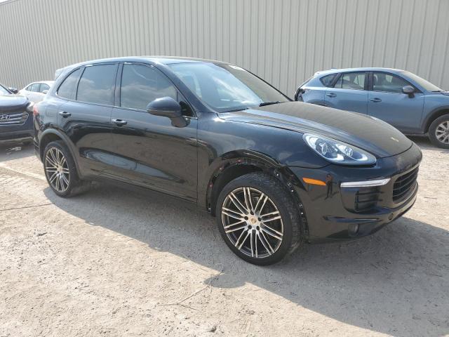 53503233-2016-porsche-cayenne_4