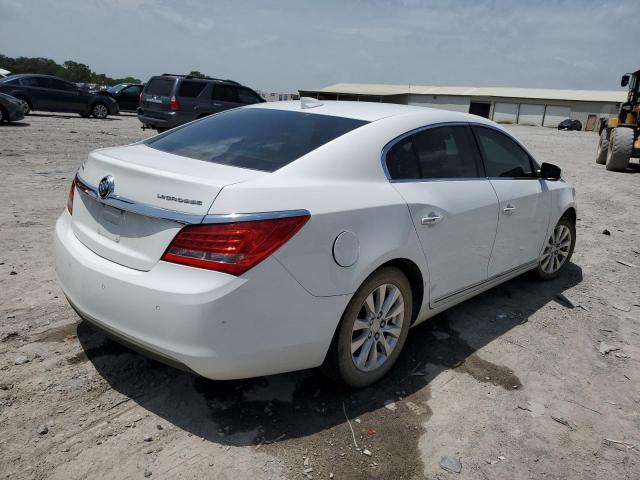 54154934-2015-buick-lacrosse_3