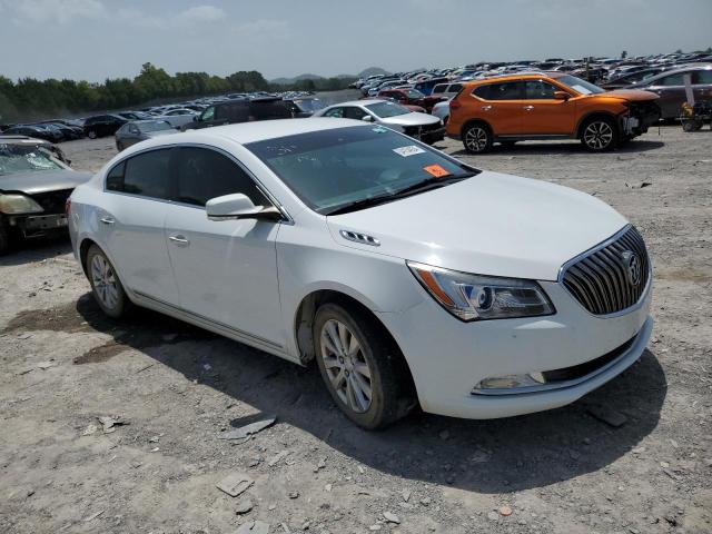 54154934-2015-buick-lacrosse_4