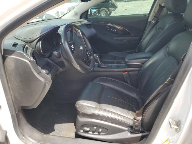 54154934-2015-buick-lacrosse_7