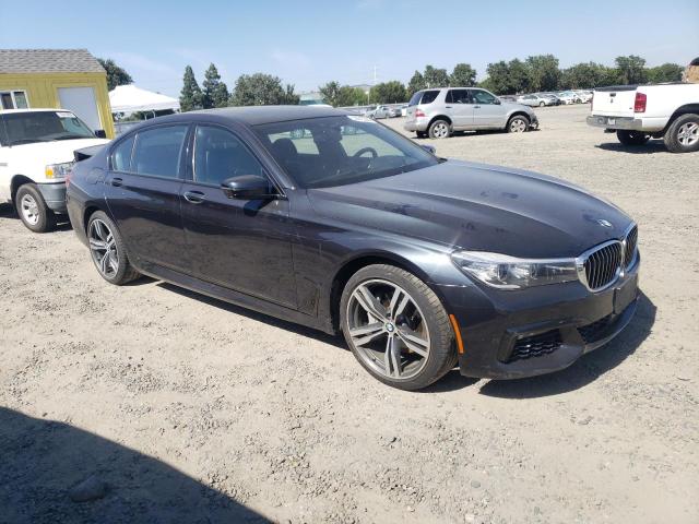 55013004-2016-bmw-7-series_4