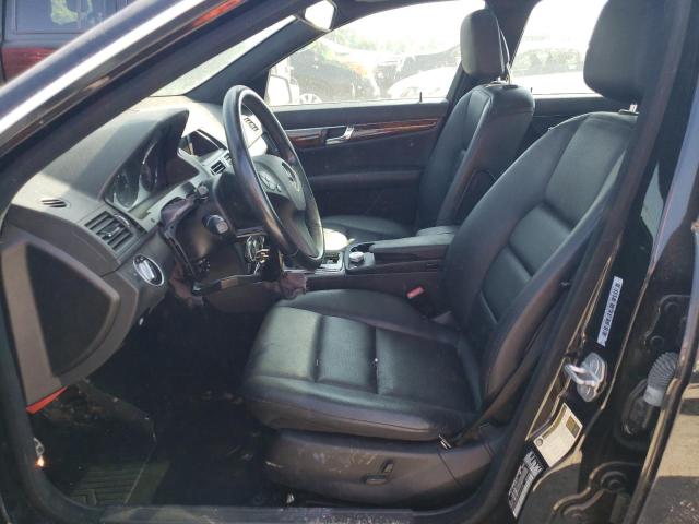 55589493-2011-mercedes-benz-c-class_7