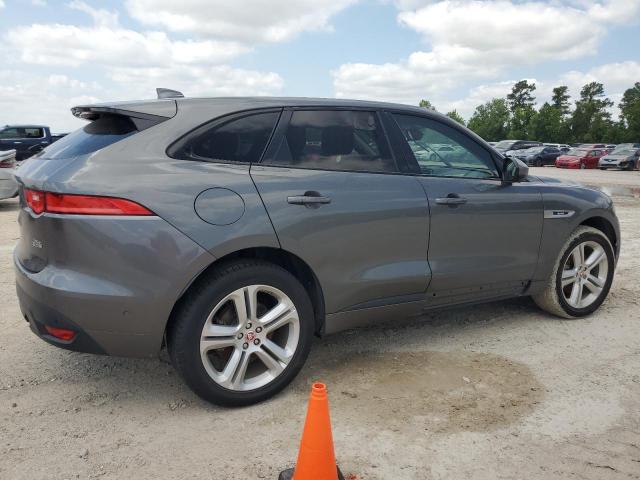 57670753-2017-jaguar-f-pace_3