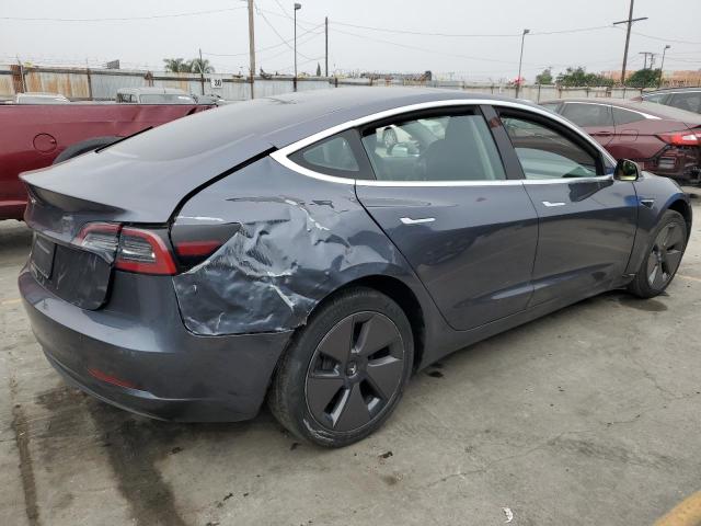 58078884-2019-tesla-model-3_3