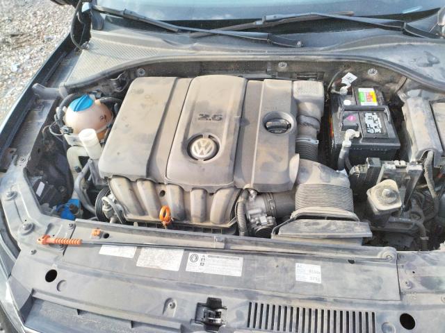 58770182-2013-volkswagen-passat_7