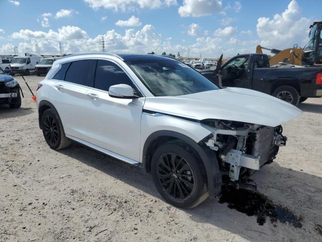 60817274-2023-infiniti-qx50_4