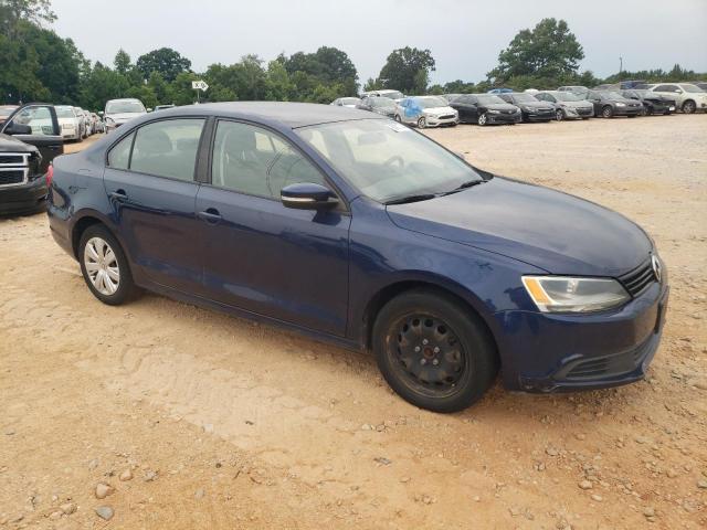 60977744-2014-volkswagen-jetta_4