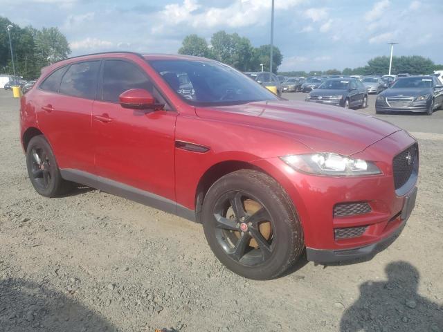 61081054-2018-jaguar-f-pace_4