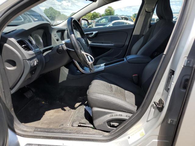 61192684-2012-volvo-s60_7