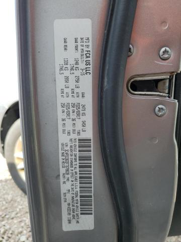 62123704-2015-dodge-journey_13