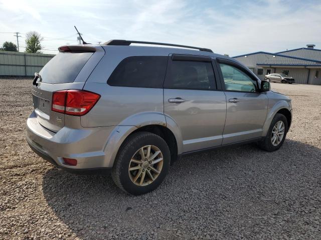 62123704-2015-dodge-journey_3