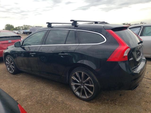 63422873-2015-volvo-v60_2