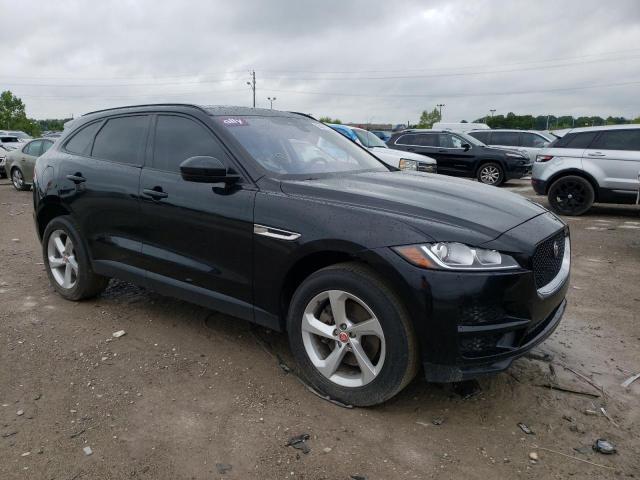 63871733-2017-jaguar-f-pace-35t_4