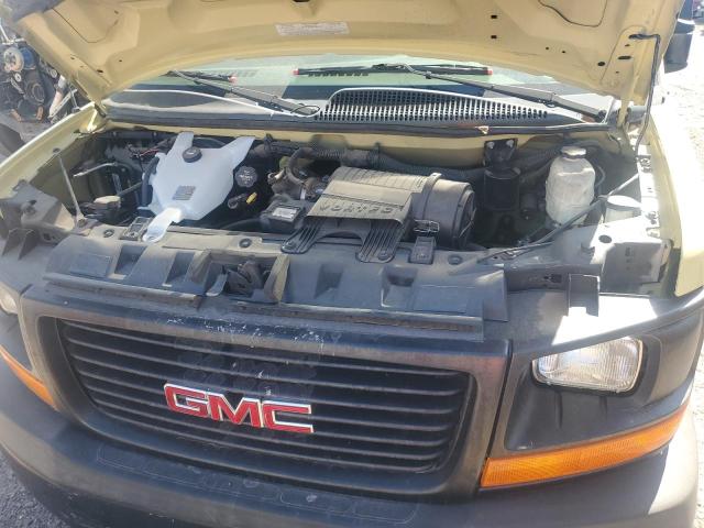 64572263-2014-gmc-savana_11