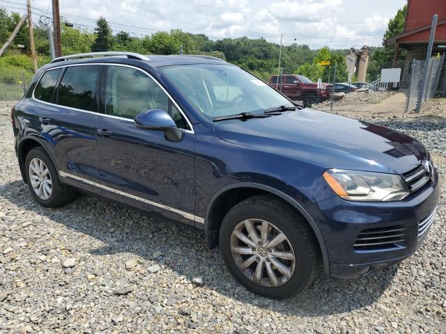 64650334-2012-volkswagen-touareg_4