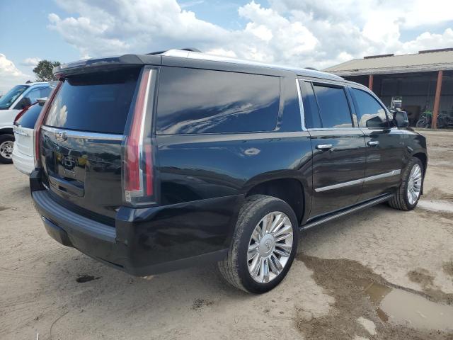 67137453-2018-cadillac-escalade_3