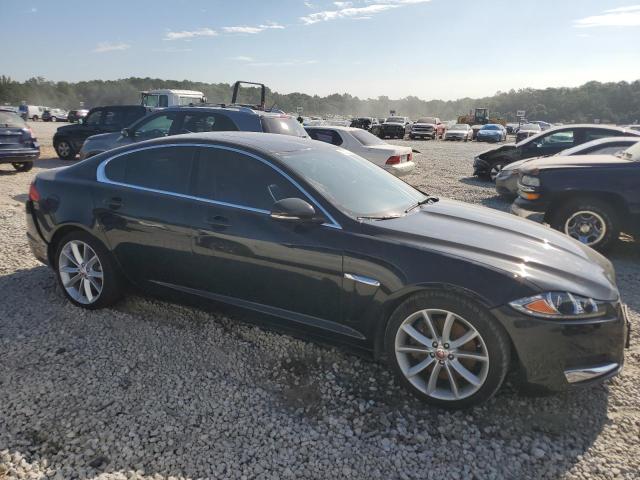 67302233-2015-jaguar-xf_4