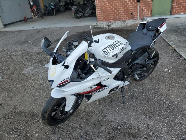 67700653-2019-yamaha-yzf600_9