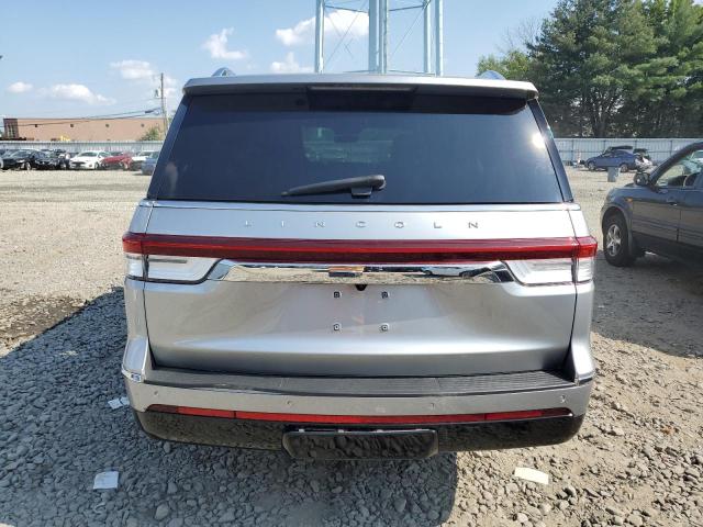 67707284-2023-lincoln-navigator_6