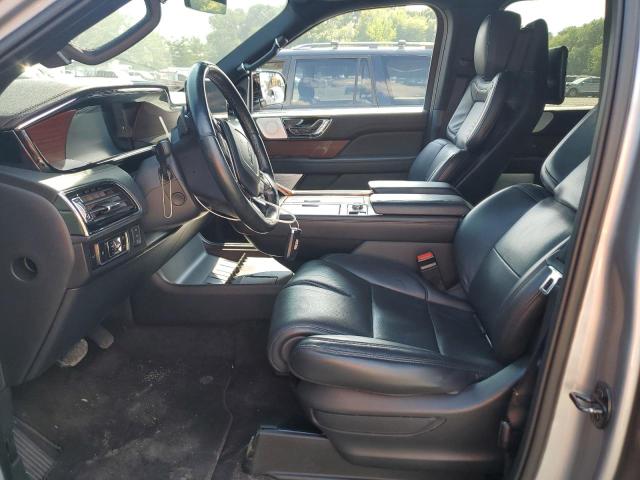 67707284-2023-lincoln-navigator_7