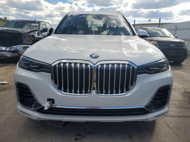 67884474-2022-bmw-x7_5