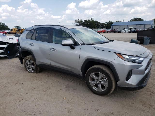 67917844-2024-toyota-rav4_4