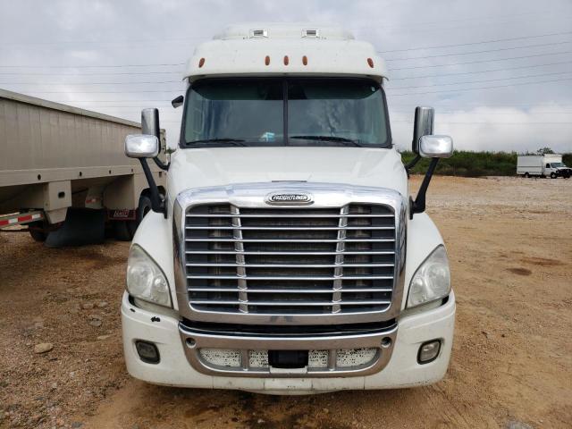 67939083-2016-freightliner-all-other_9