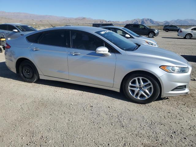 68271224-2015-ford-fusion_4