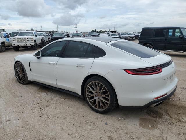 68439404-2018-porsche-panamera_2