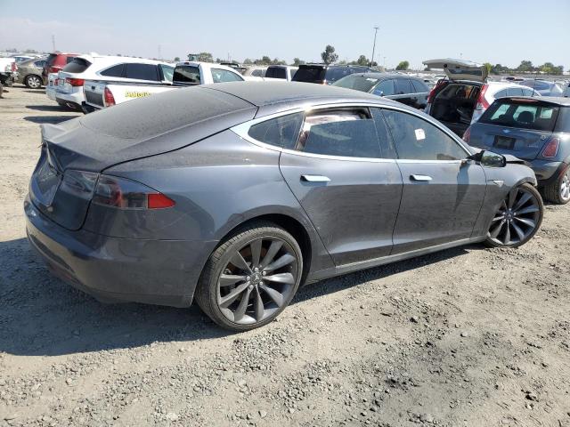 68517403-2014-tesla-model-s_3